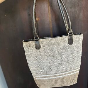 Elegant Tan Woven Tote Bag